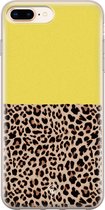 Casimoda® hoesje - Geschikt voor iPhone 8 Plus - Luipaard Geel - Siliconen/TPU telefoonhoesje - Backcover - Luipaardprint - Geel