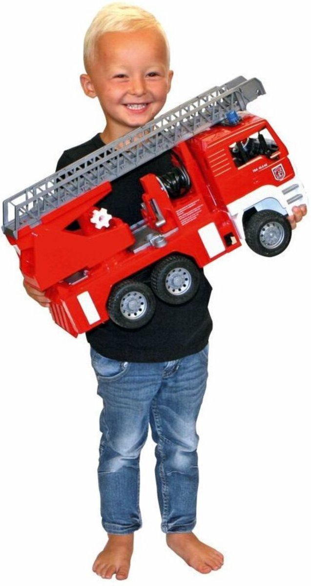 Bruder MAN Brandweerwagen met Draailadder - Speelgoedvoertuig — afbeelding 4