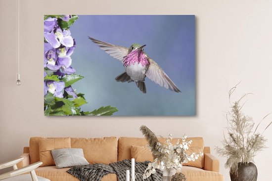 Un colibri calliope aux fleurs violettes Toile 180x120 cm - Tirage photo sur Toile (Décoration murale salon / chambre) XXL / Groot format!