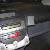 Brodit ProClip houder geschikt voor Citroën C1- Toyota Aygo - Peugeot 107 2006-2014 Angled mount