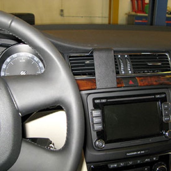 Ladekantenschutz mit Abkantung passend für Skoda Superb 3 Kombi Bj. 2015-04/2019
