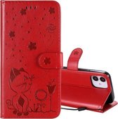 Voor iPhone 12 mini Cat Bee Embossing Pattern Schokbestendige horizontale flip lederen tas met houder & kaartsleuven & portemonnee (rood)