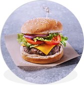 WallCircle - Wandcirkel ⌀ 60 - Ambachtelijke hamburger op een papiertje - Ronde schilderijen woonkamer - Wandbord rond - Muurdecoratie cirkel - Kamer decoratie binnen - Wanddecoratie muurcirkel - Woonaccessoires