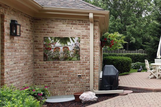 Belles fleurs sur le mur à Cordoba Garden poster 90x60 cm - Toile de jardin / Toile d'extérieur / Peintures pour l'extérieur (décoration de jardin)