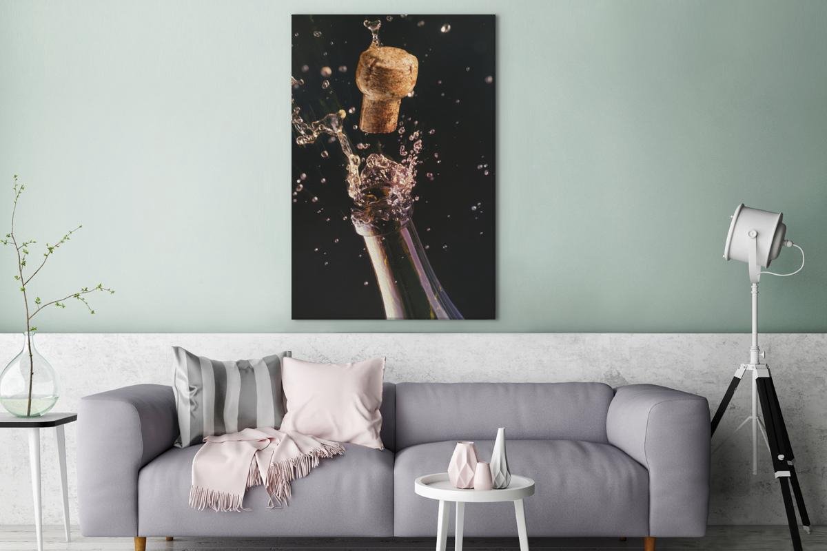 Un bouchon qui saute d'une bouteille de champagne 40x60 cm - impression  photo sur