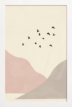 JUNIQE - Poster in houten lijst Flock Of Birds I -40x60 /Ivoor & Roze