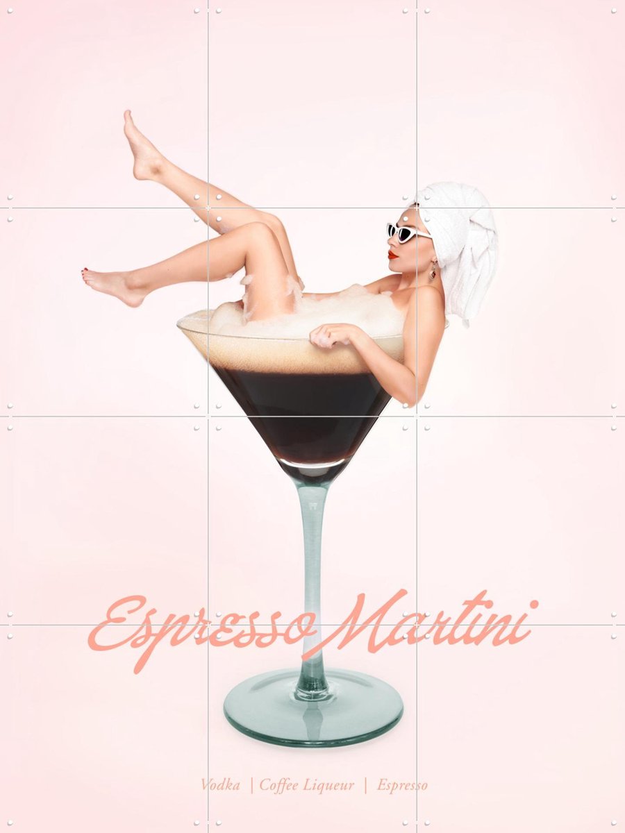 IXXI Espresso Martini, Paul Fuentes - 60 x 80 cm - Gratis ophangtool - Grote wanddecoratie en posters - Pop art, Fotografie, Speels, Grafisch Ontwerp