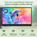 Close-up van de 15,6-inch Blackview DCM8 Pro met een levendige afbeelding van een dolfijn, met informatie over de blauwlichtreductie.