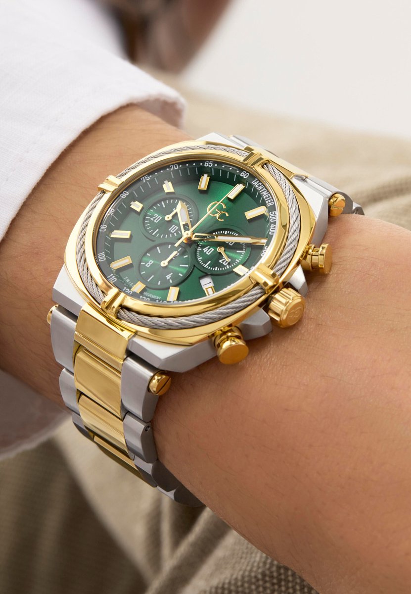 Gc Gc Ironclass Quartz Chronograaf Horloge Zilver En Geel Goud Case: 100% Stainless Steel | Armband: 100% Stainless Steel 43 mm Z32005G9