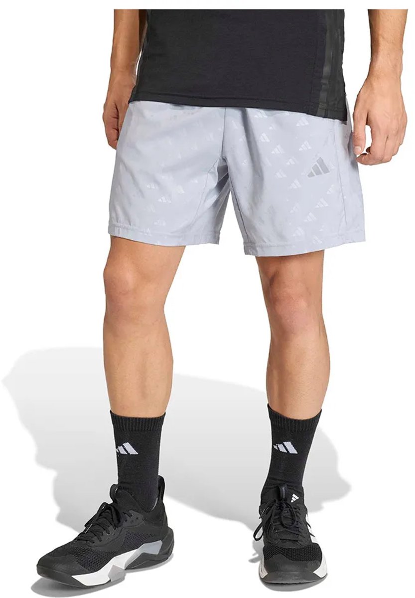 Adidas Workout Essentials Brandlove Woven 7´´ Korte Broek Man Zilver