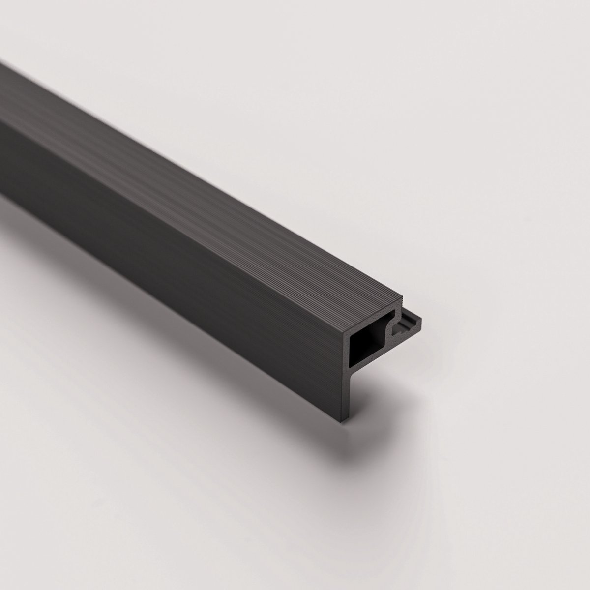 Barnwoodweb WPC Startprofiel Lichtgrijs – 270 × 2,6 × 4,9 cm - Startprofiel voor WPC Buitenpanelen Lichtgrijs