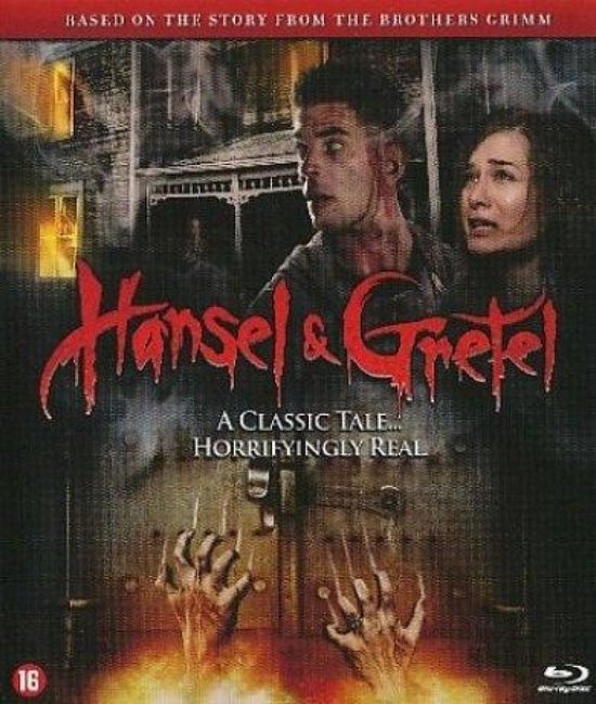 Bluray cover 'Hansel & Gretel' met een man en vrouw die bang kijken, met grijpende handen eronder.