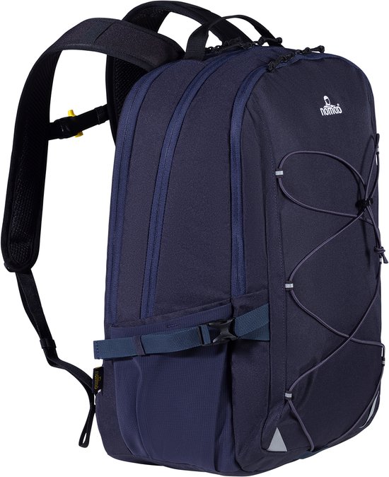 Donkerblauwe rugzak van NOMAD met een laptopvak, reflecterende details en elastische koordjes aan de zijkant.