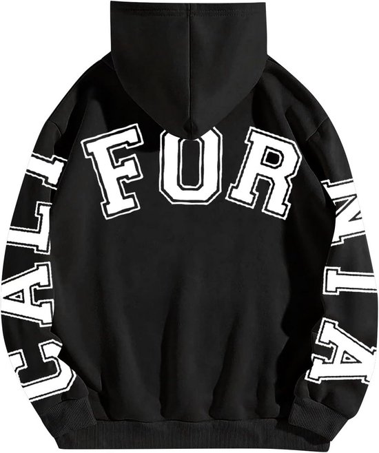 Zwarte hoodie met witte letters op de rug: 'FUR'.