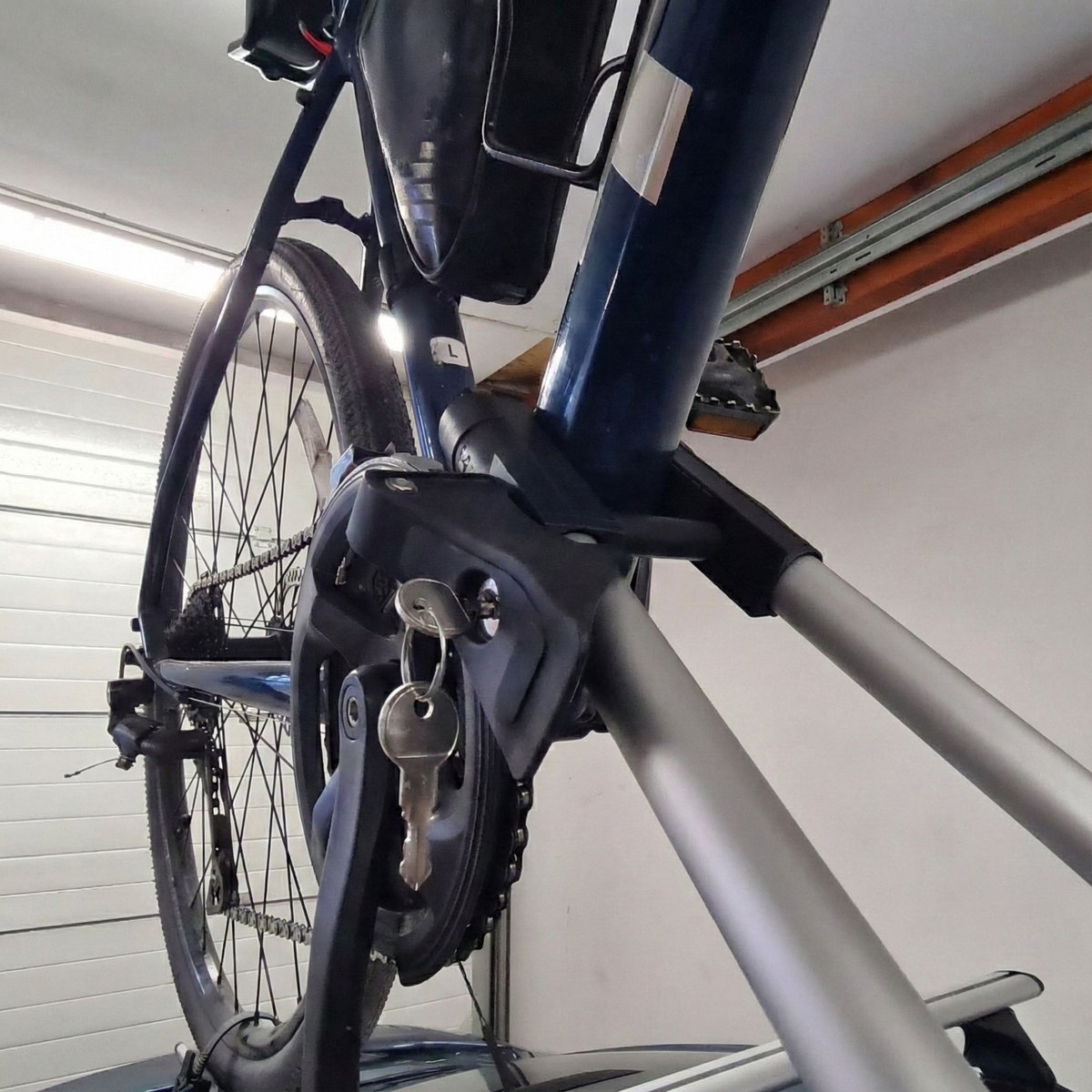 Dakdrager fietsendrager HAKR SPEED ALU aluminium zilver + slot – foto 3