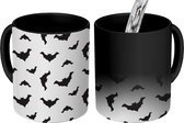 Magische Mok - Foto op Warmte Mokken - Patronen - Vleermuis - Halloween - Magic Mok - Beker - 350 ML - Uitdeelcadeautjes