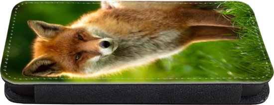 Telefoonhoesje Geschikt voor iPhone 11 Pro Max telefoonhoesje - Vos - Licht - Gras - Met vakjes - Wallet case met magneetsluiting