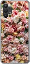 Geschikt voor Samsung Galaxy A32 5G hoesje - Rozen - Kleuren - Muur - Siliconen Telefoonhoesje