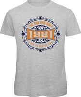 1981 The One And Only | Feest Kado T-Shirt Heren - Dames | Donker Blauw - Goud | Perfect Verjaardag Cadeau Shirt | Grappige Spreuken - Zinnen - Teksten | Maat XXL