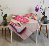 Tafelkleed vierkant 140 x 140 - LOVE - Bedrukt Velvet Textiel - Tafellaken - De Groen Home