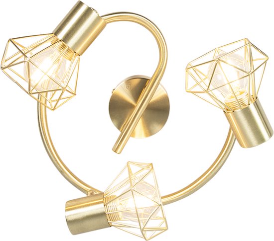 Gouden plafondlamp met een gebogen arm en drie spots met geometrische armaturen.