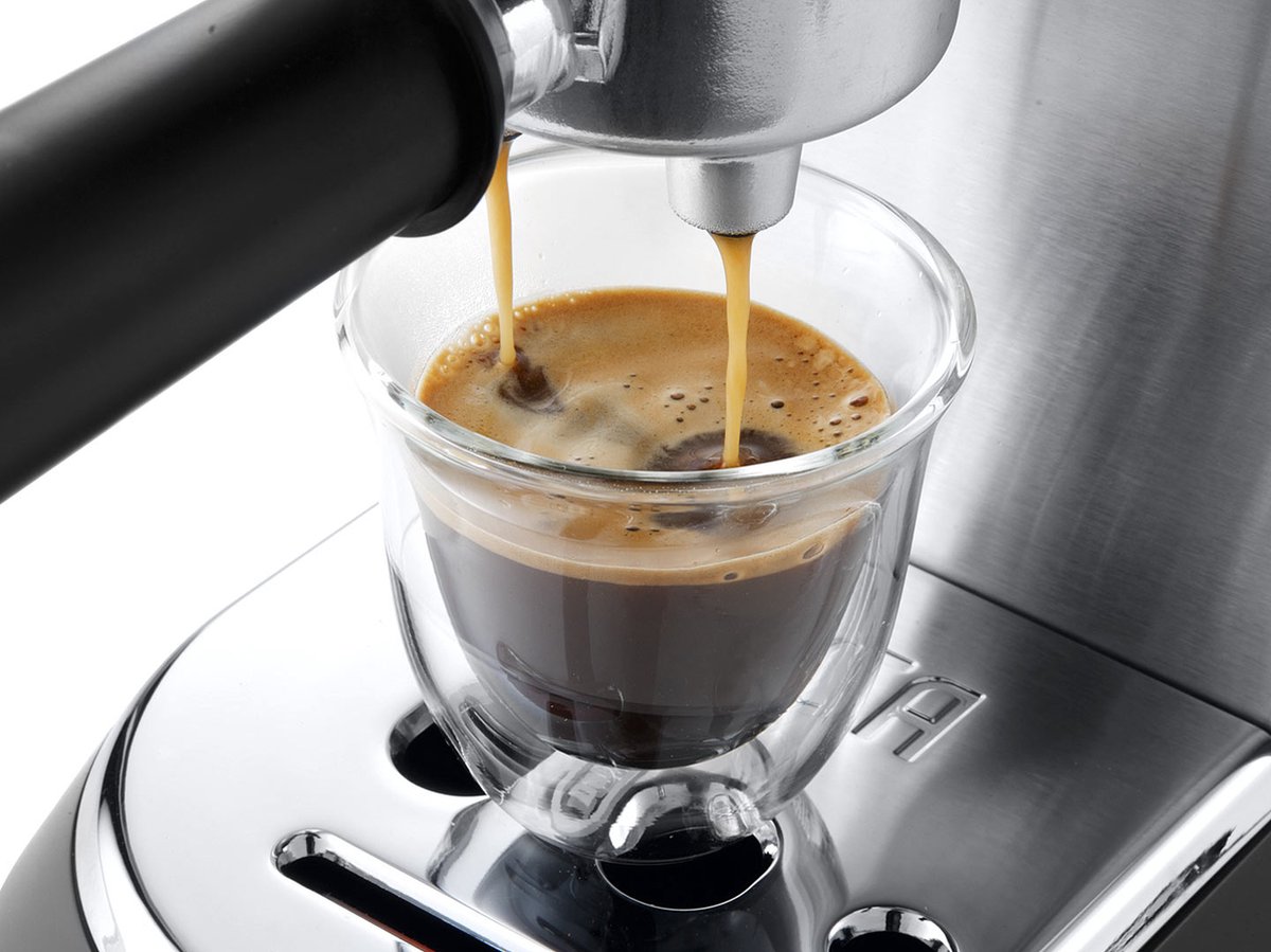 Afbeelding 3 van De'Longhi Dedica Style EC685.M - Pistonmachine - Metal