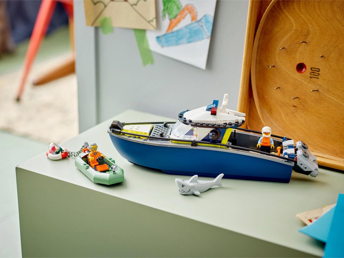 LEGO® City Achtervolging met Politieboot, Drijft Echt - 60456 — afbeelding 22