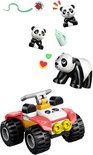 LEGO Friends quad met een grote panda en drie kleine panda's, flesje en hartjes.