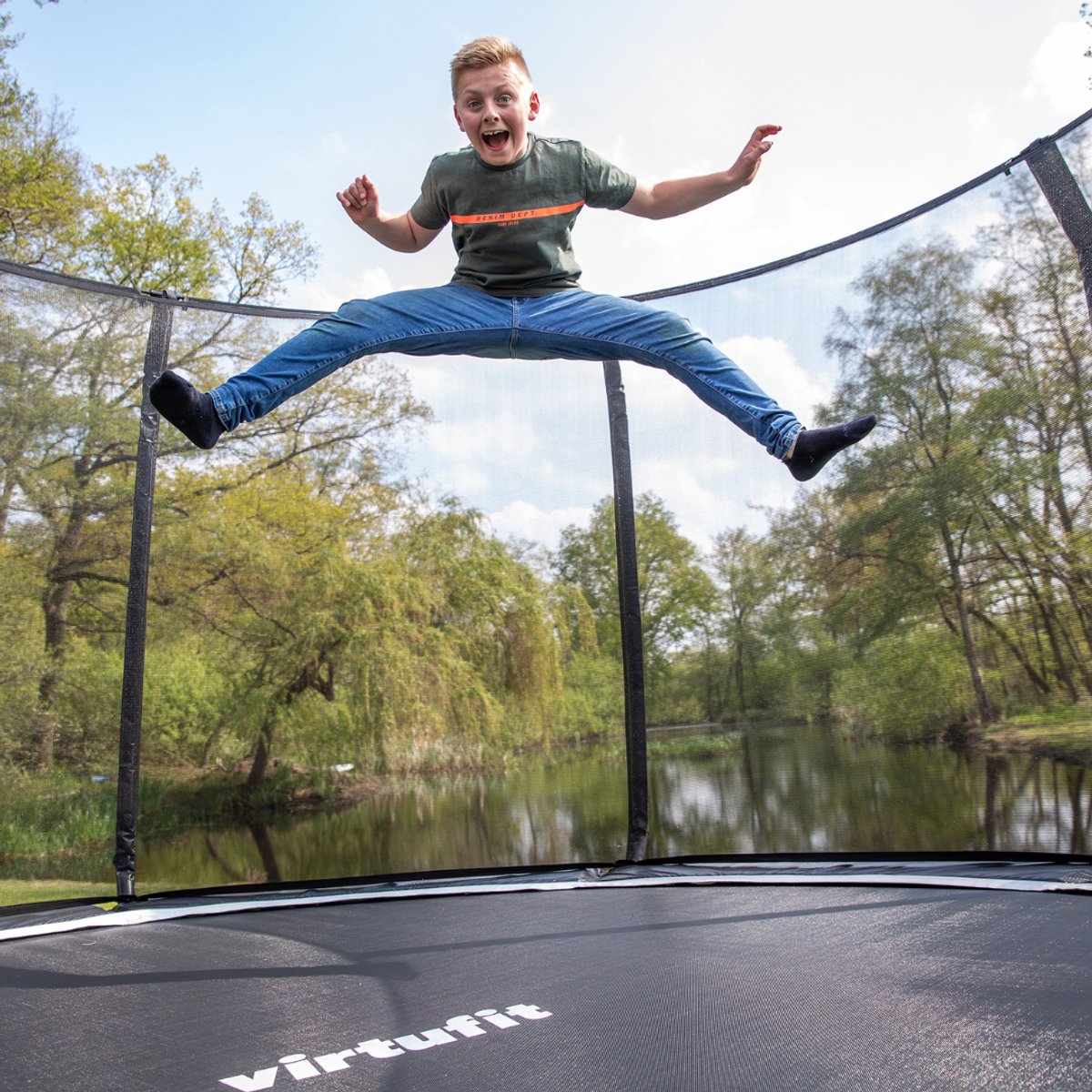 VirtuFit Premium Trampoline met Veiligheidsnet - Ø 251 cm Diameter - Incl. Beschermrand - Extra Veilig - Gratis trap - Water- en UV-bestendig - Max. 150 kg - Voor Kinderen en Volwassenen - Zwart — afbeelding 18