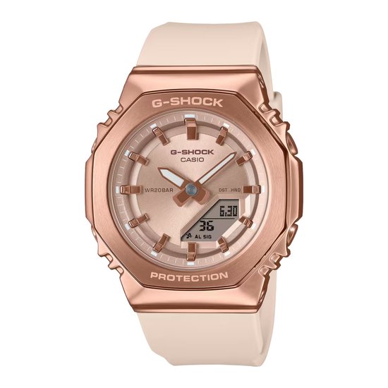 Casio G-Shock horloge met crèmekleurige band en rozegouden kast.