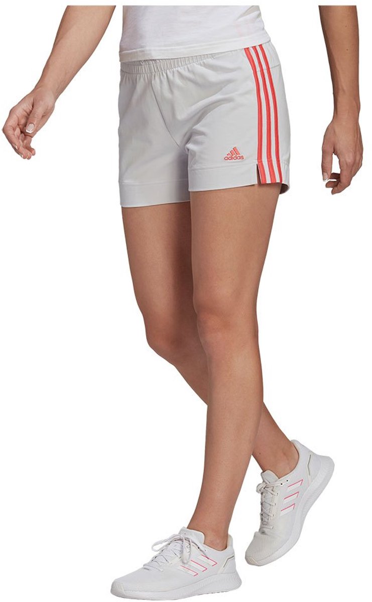Adidas 3 Stripes Sj Korte Broek M Regular Vrouw Grijs