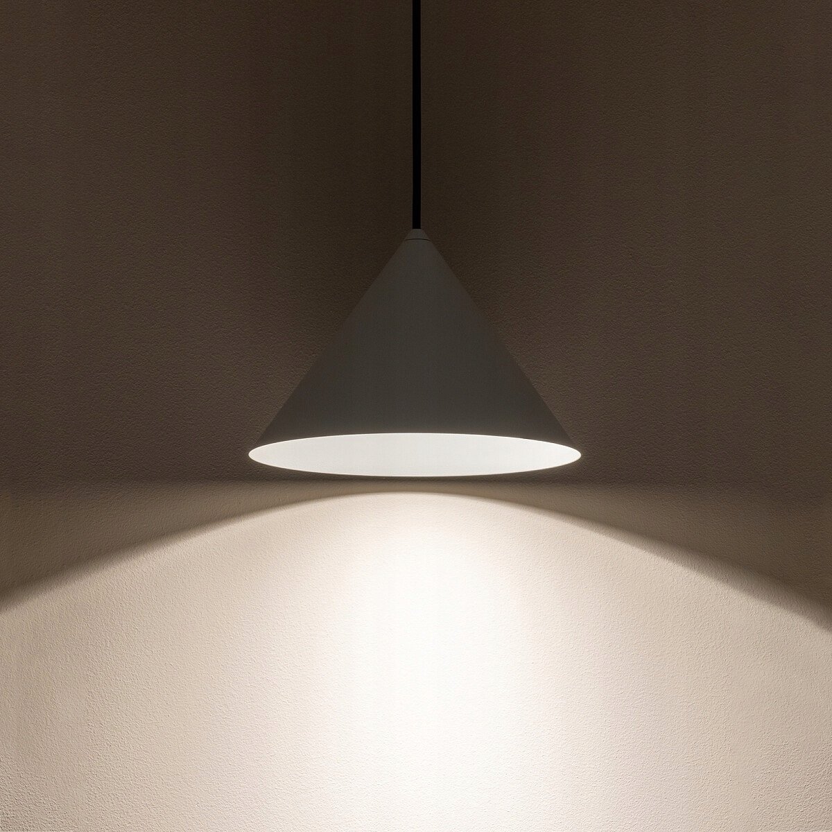 Nowodvorski Zenith Hanglamp Grijs Kegel 10880 - Stijlvol & Modern