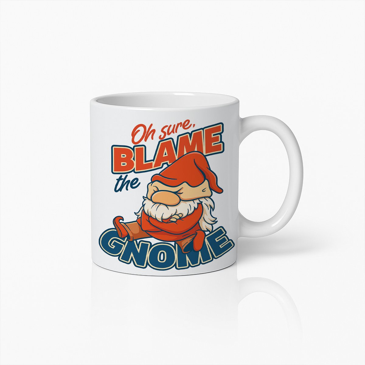 Oh Sure, Blame the Gnome Mok 330ml – Grappige Tuinkabouter Koffiebeker, Hilarisch Cadeau voor Humorliefhebbers en Verzamelaars