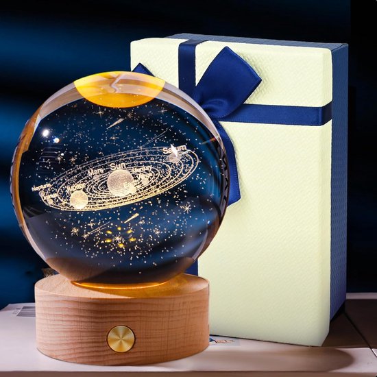 3D kristallen bol nachtlamp met zonnestelsel en houten basis, met geschenkverpakking.