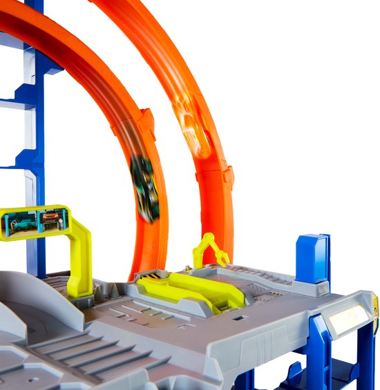 Hot Wheels Mega Loop Garage - Racebaan