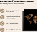 Zwarte inductiebeschermer met bronzen wereldkaartprint. Beschermt de inductiekookplaat en is vuil- & waterafstotend.