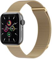 iMoshion Bandje Geschikt voor Apple Watch Bandje Series 1 / 2 / 3 / 4 / 5 / 6 / 7 / 8 / 9 / SE / Ultra (2) - 42 / 44 / 45 / 49 mm Maat S - Champagne - iMoshion Milanees magnetische band - goud