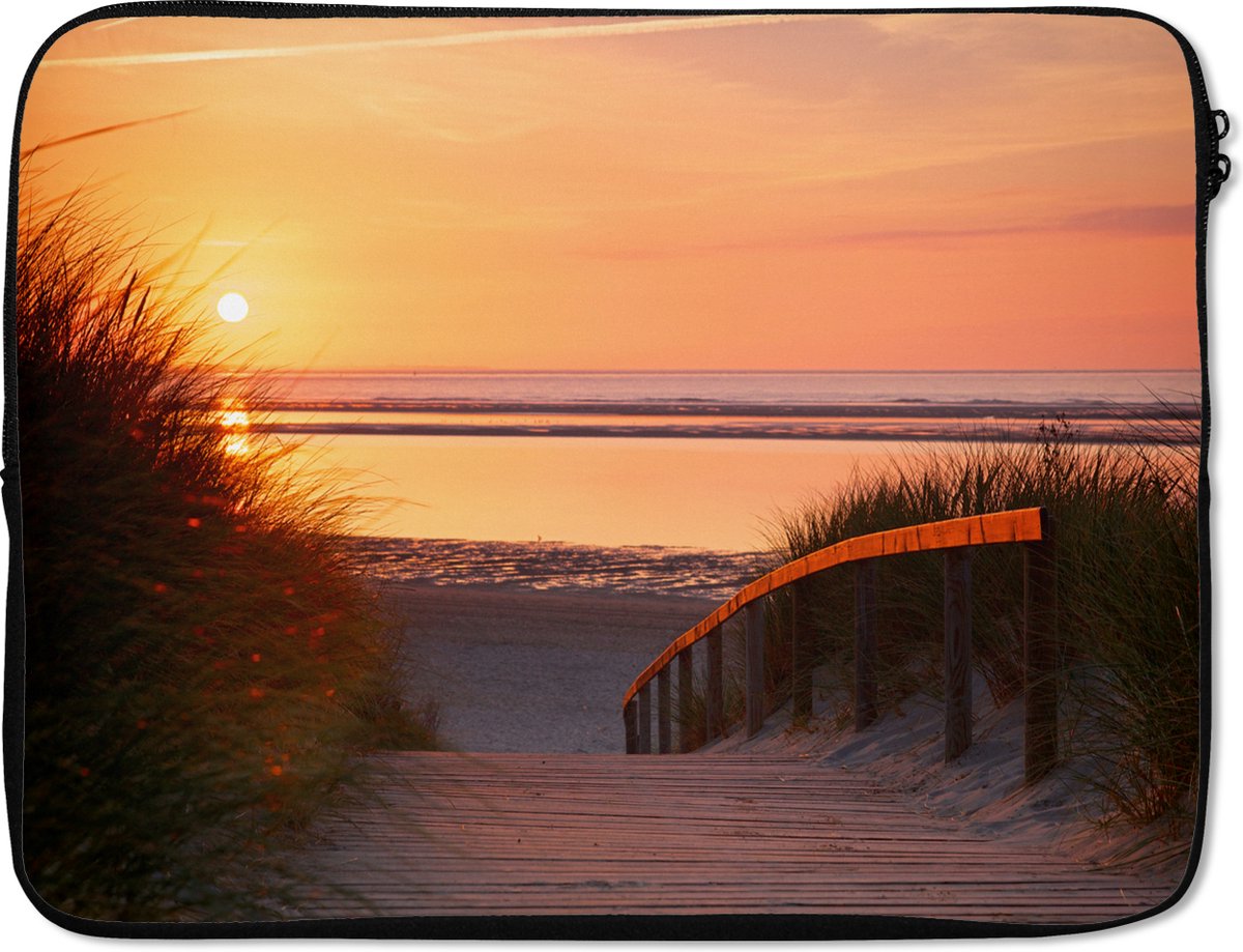 Laptophoes 17 inch - Strand - Zon - Kleuren - Laptop sleeve - Binnenmaat 41x28 cm - Zwarte achterkant