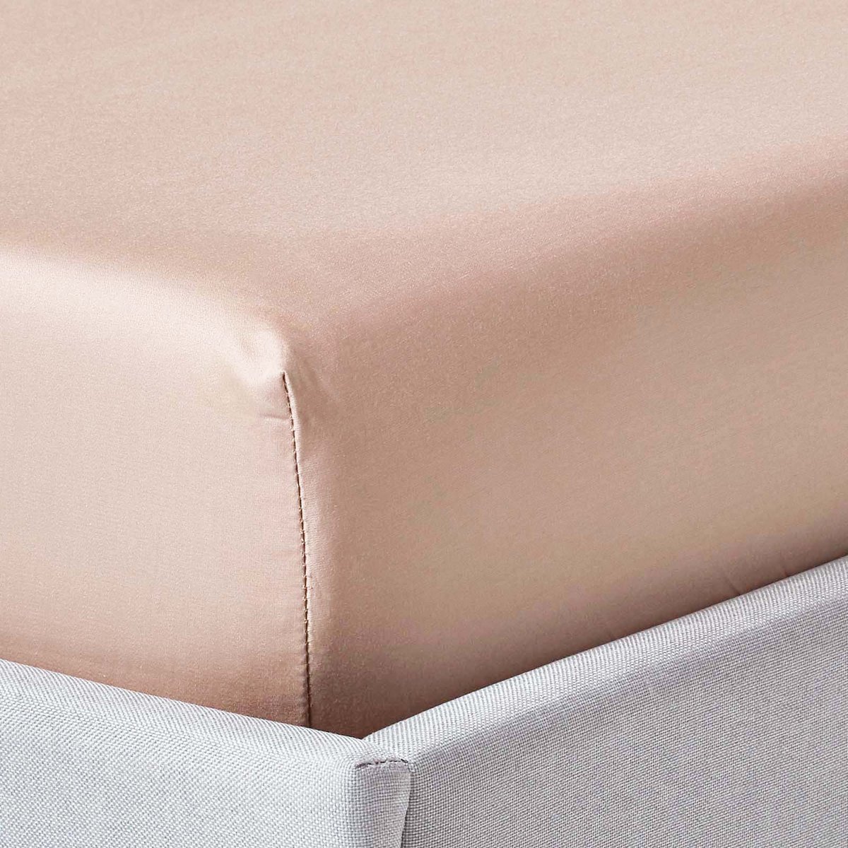 Homescapes Luxe Satijn Hoeslaken 180x200 cm – Extra Hoog (46 cm Diep) – Beige – 100% Egyptisch Katoen – Draaddichtheid 1000