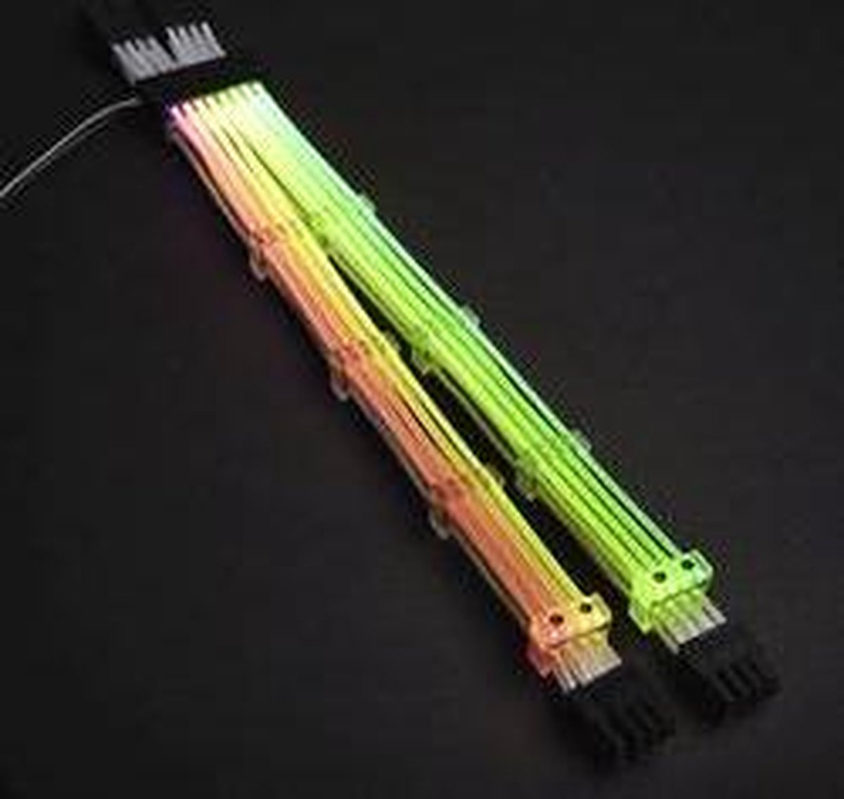 Lian Li Computer, Stroom Kabel [2x ATX stekker 8-polig (6+2), ATX stekker 8-polig - 2x ATX stekker 8-polig (6+2), ATX stekker 8-polig] 300.00 cm RGB