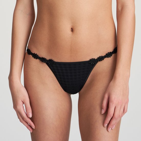 Zwarte string met een geblokt patroon en bloemenbandje
