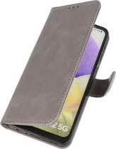 Wicked Narwal | bookstyle / book case/ wallet case Wallet Cases Hoesje voor Samsung A32 5G Grijs