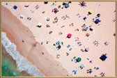 JUNIQE - Poster met kunststof lijst Strand van bovenaf -30x45 /Ivoor