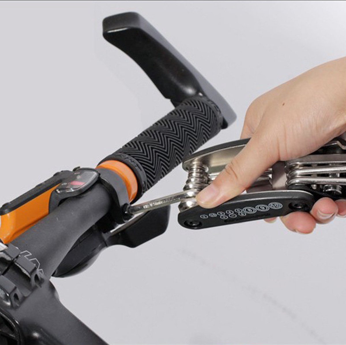 Multitool Fiets gereedschap reparatieset - 12 delige - Pocket Tool - Racefiets - Mtb - Toerfiets - Ebike - Fietsen thumbnail 2