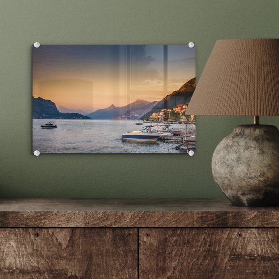 Le soleil se couche sur les montagnes du lac de Côme plexiglas 30x20 cm - Tirage photo sur Glas (Décoration murale en plexiglas)