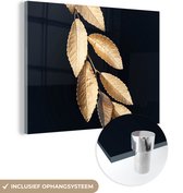 MuchoWow® Glasschilderij 40x30 cm - Schilderij acrylglas - Bladeren - Zwart - Goud - Luxe - Planten - Foto op glas - Schilderijen