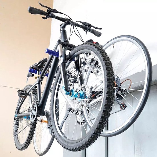 Fiets Ophangsysteem voor 2 Fietsen - Fietsenrek - Legplank voor Helm - Fietshaak - Muurbeugel fiets - Wandmontage van Merkloos — afbeelding 2