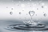 Fotobehang Water Drops Heart | XL - 208cm x 146cm | 130g/m2 Vlies