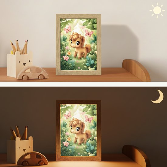 Nachtlampje 15x20 cm - Kinder lampje - Pony - Bruin - Cartoon - Vlinders - Tafellamp kinderkamer - Slaapkamer lamp - Bedlamp kinderen - Kinderlampje stopcontact - Wandlamp babykamer - Nachtlampjes van Merkloos — afbeelding 4