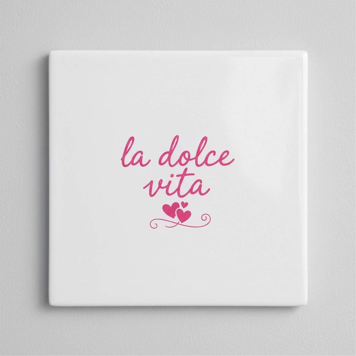 Nevolis Italiaanse Quote Tegel – “La Dolce Vita” – Romantische Minimalistische Decoratieve Keramische Tegel 15 × 15 cm Multi Color
